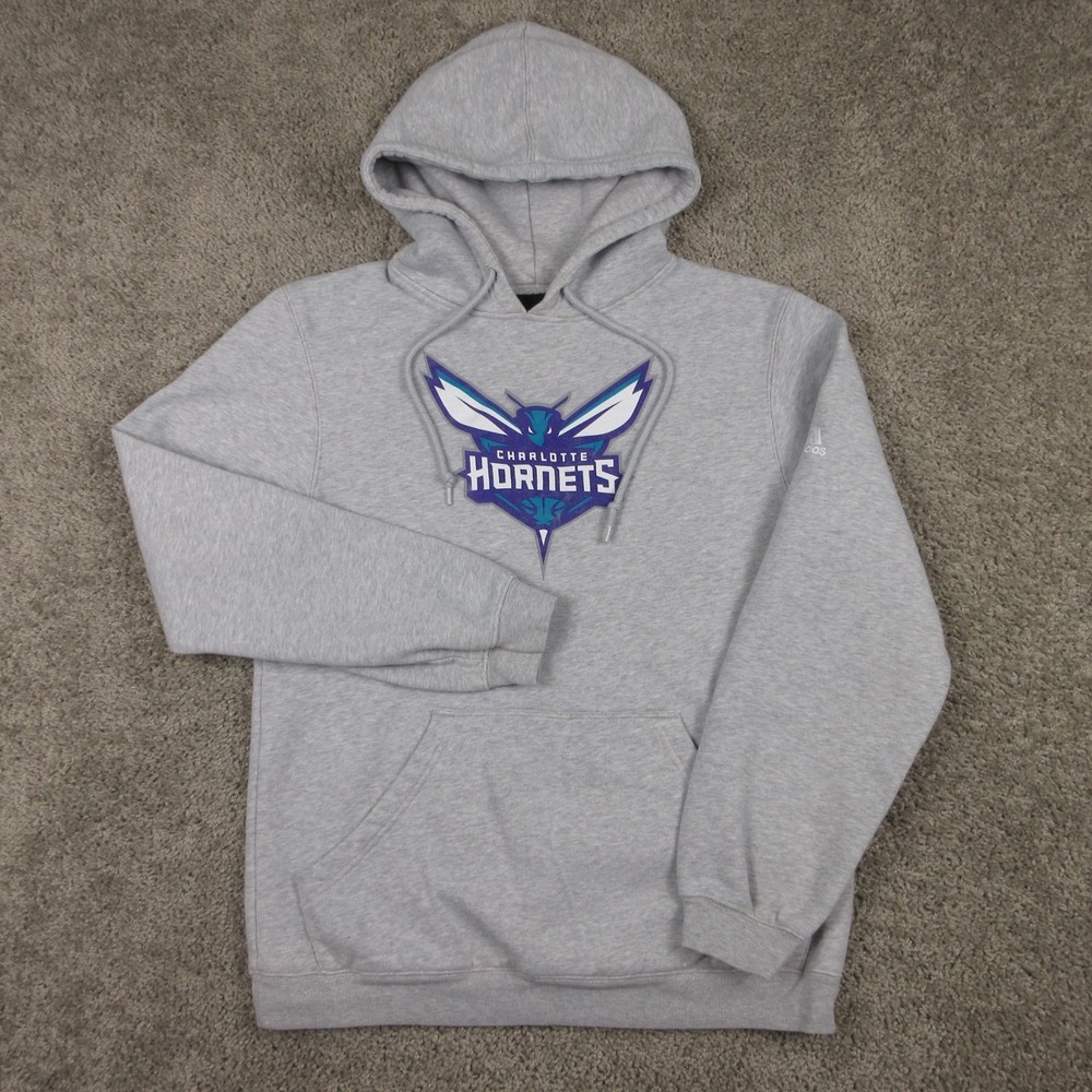 Charlotte Hornets Sweater Mens Medium Gray Hoodie Sweatshirt Adidas Fleece NBA